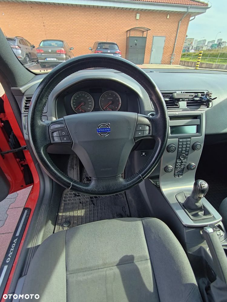 Volvo S40 2.4i - 10