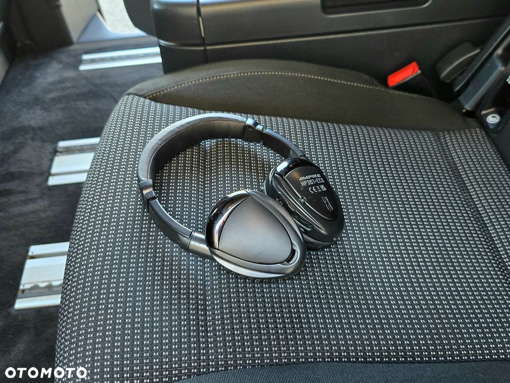Mercedes-Benz Klasa V 220 d 9G-Tronic - 28