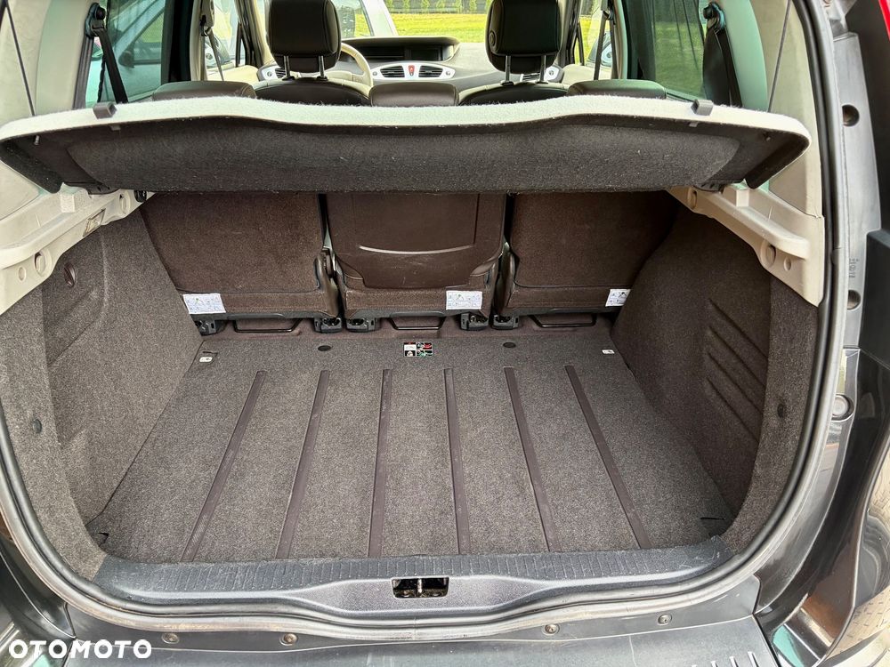 Renault Scenic 1.9 dCi Privilege - 34