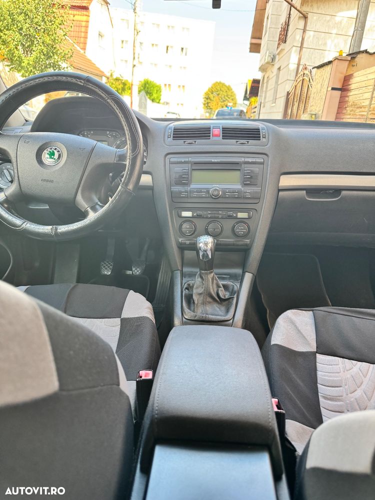 Skoda Octavia 2.0 TDI Business - 7