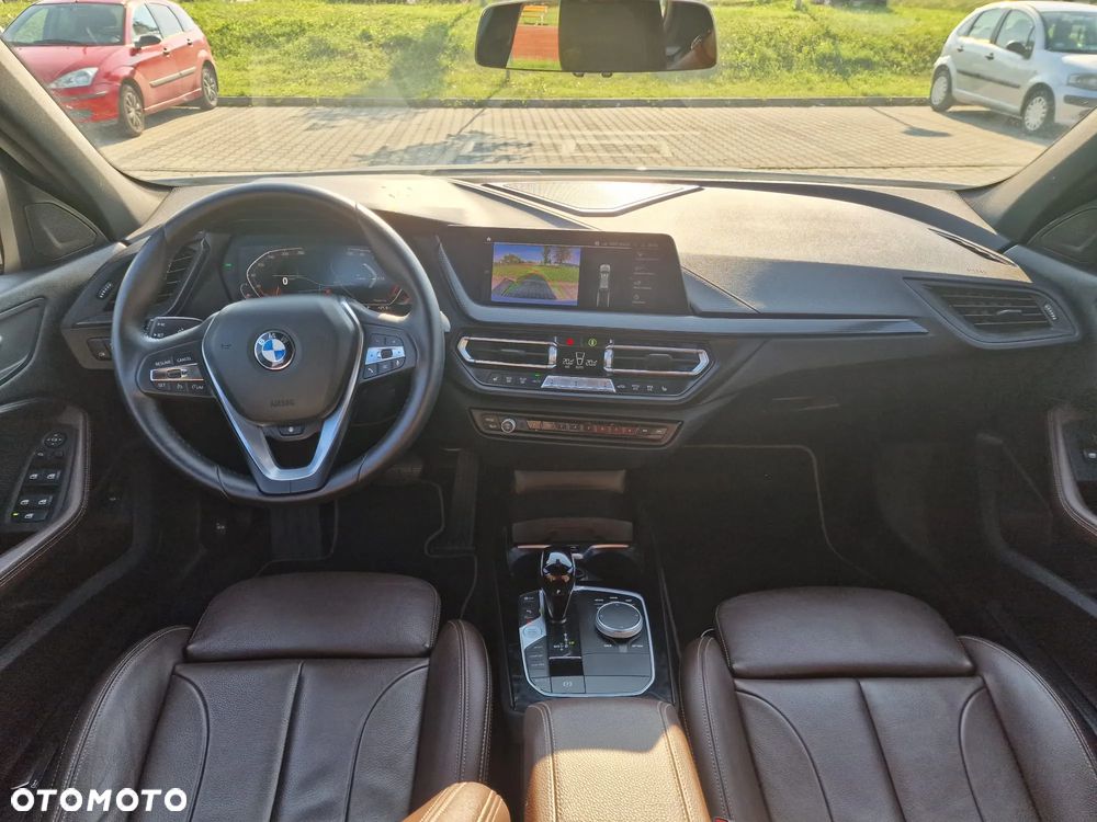 BMW Seria 1 120i Edition Colorvision - 24
