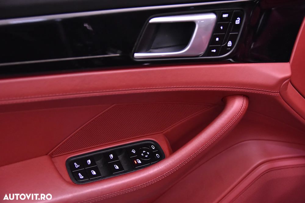 Porsche Panamera - 14