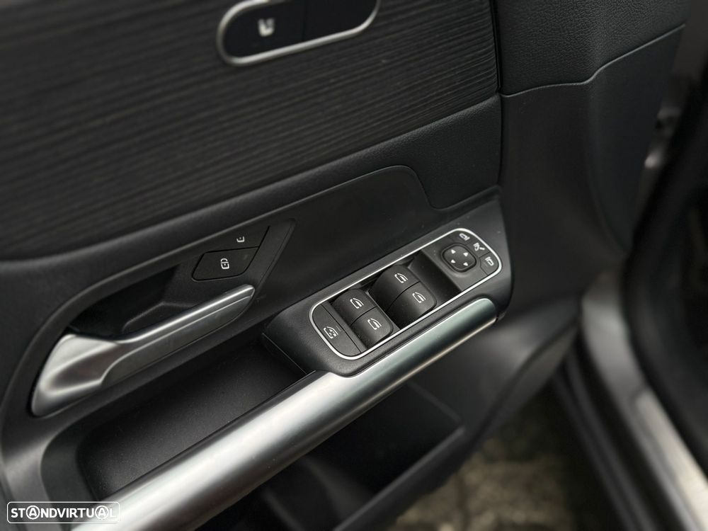 Mercedes-Benz GLA 200 d 8G-DCT Progressive Advanced - 13