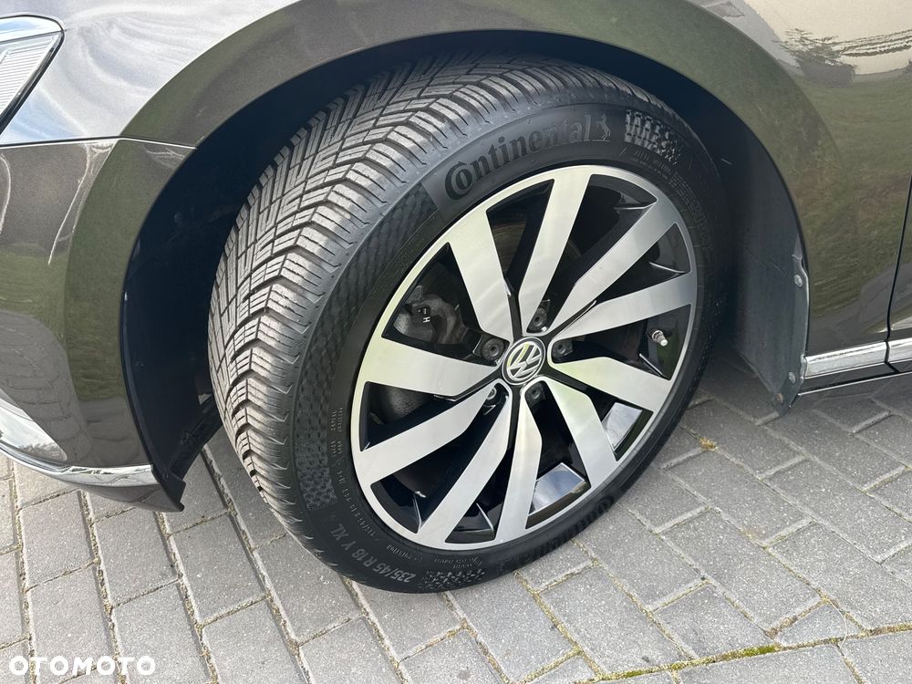 Volkswagen Passat 2.0 TDI (BlueMotion Technology) DSG Highline - 21