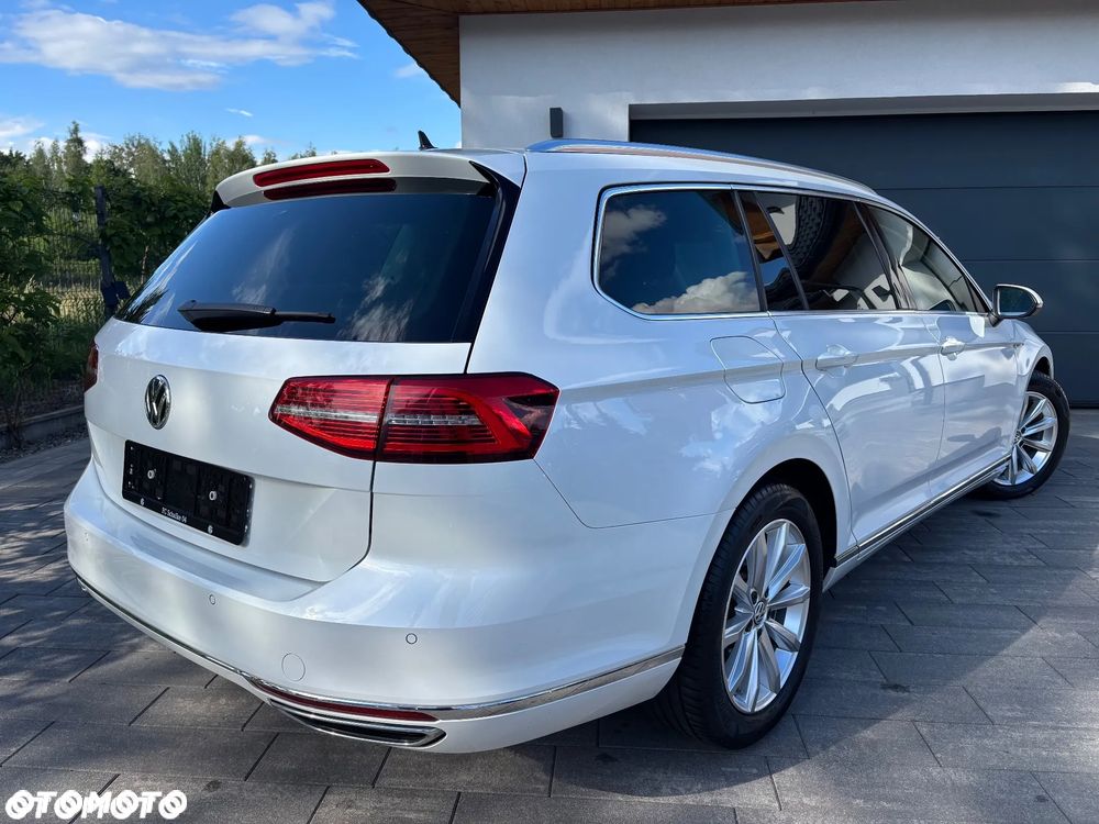 Volkswagen Passat 2.0 TDI Bi-Turbo BMT 4Mot Highline DSG - 18