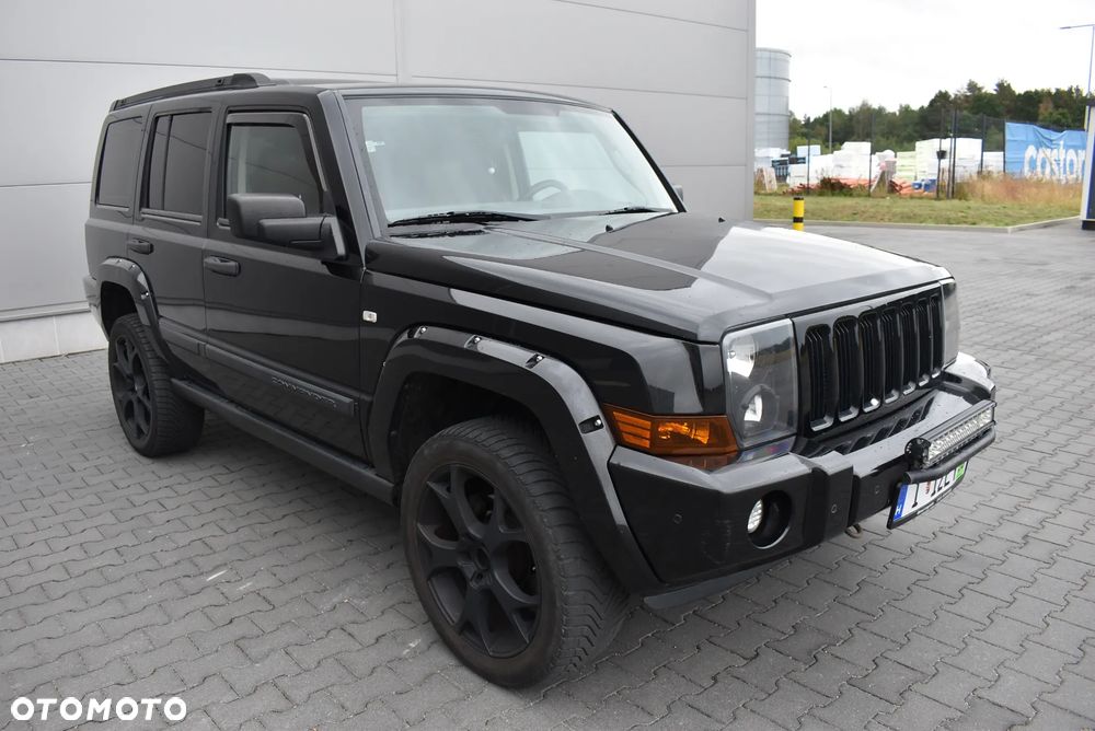Jeep Commander - 2