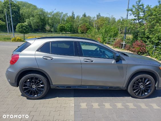 Mercedes-Benz GLA 250 7G-DCT Peak Edition - 13