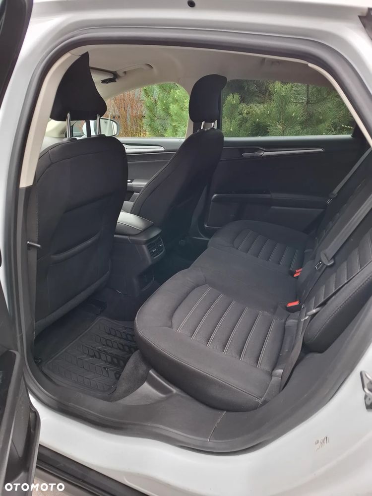 Ford Mondeo 2.0 TDCi Titanium - 3