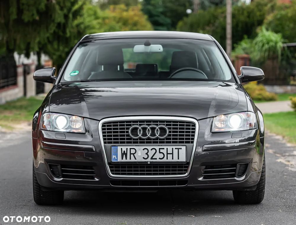 Audi A3 Sportback 1.4 TFSI Attraction - 11