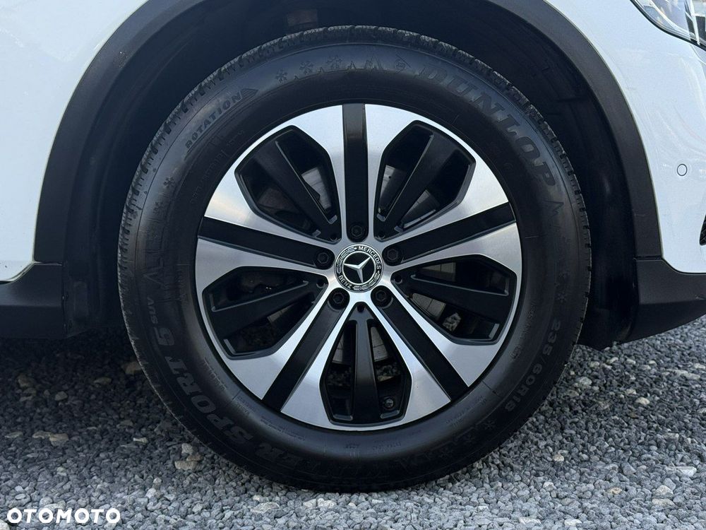 Mercedes-Benz GLC - 11