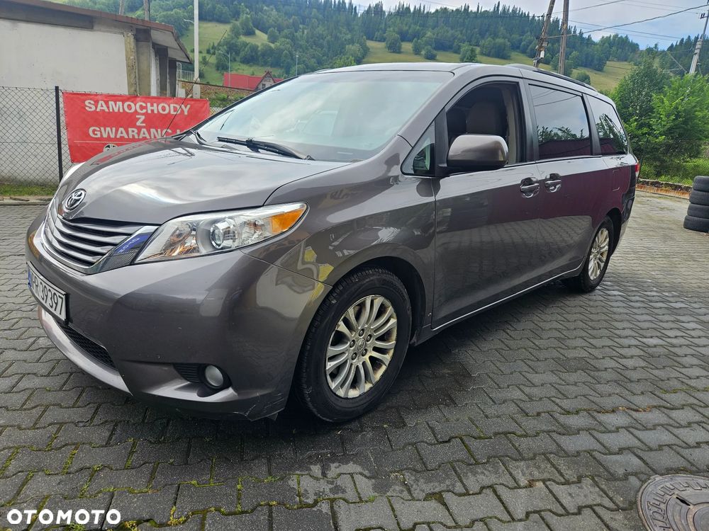 Toyota Sienna 3.5 V6 - 2