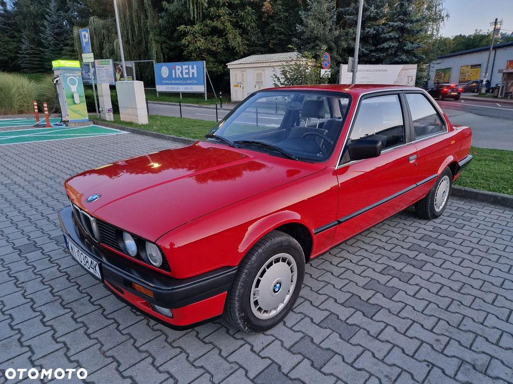 BMW Seria 3 316i - 1
