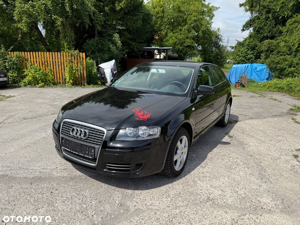 Audi A3 3-drzwiowe 1.6 Ambition - 3