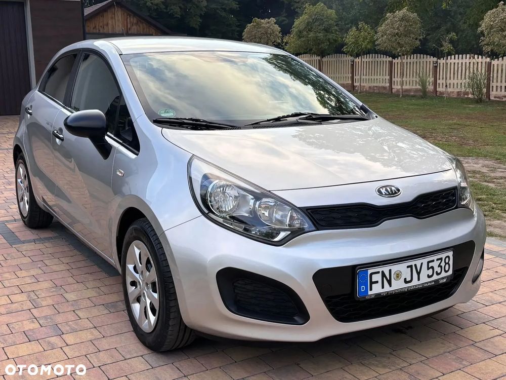 Kia Rio 1.1 CRDI Attract - 7