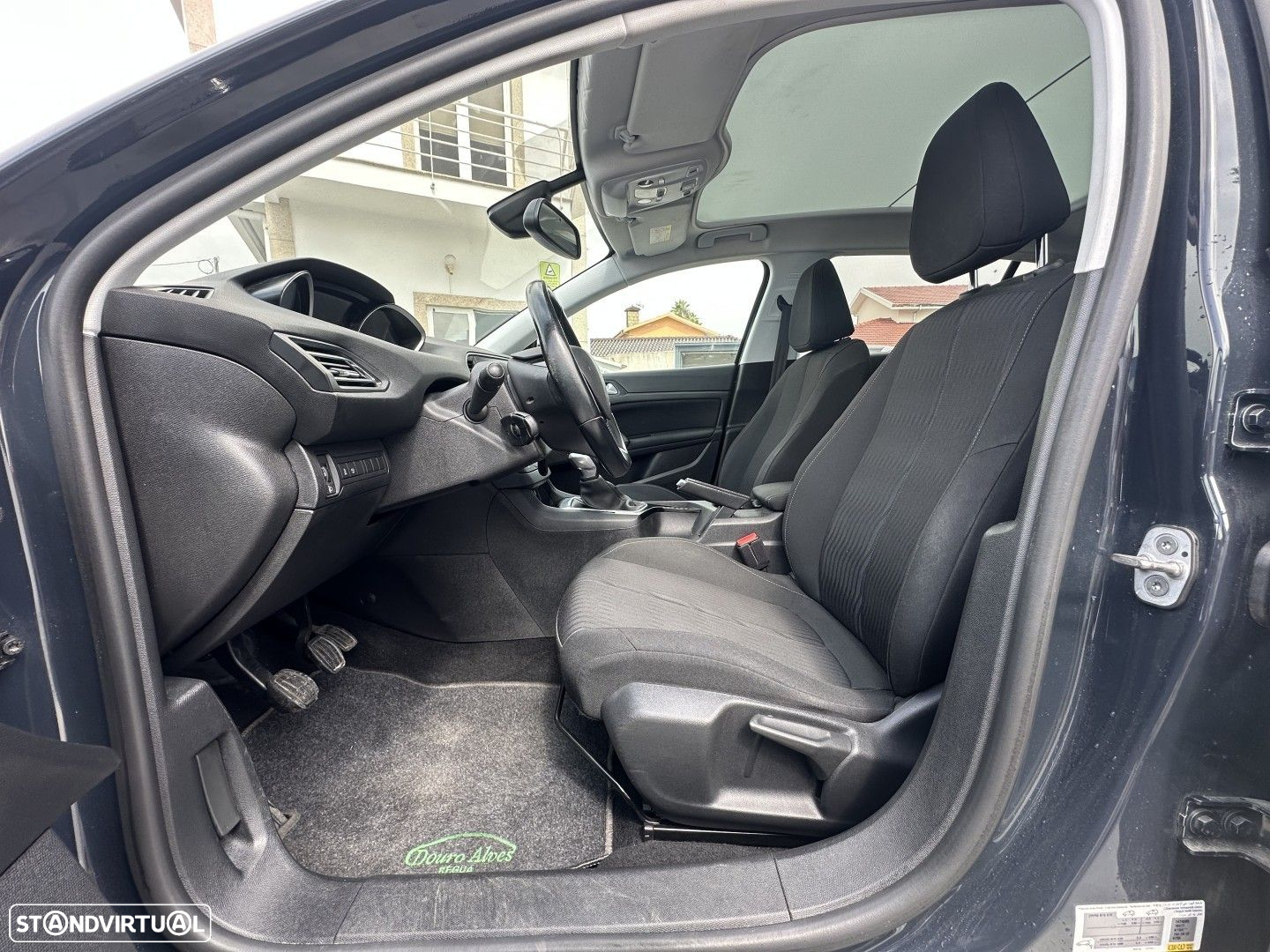 Peugeot 308 1.2 PureTech Active - 12