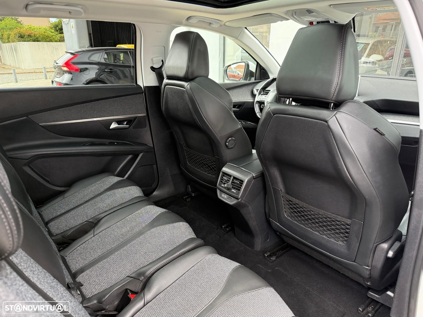 Peugeot 5008 1.5 BlueHDi Allure EAT8 - 20