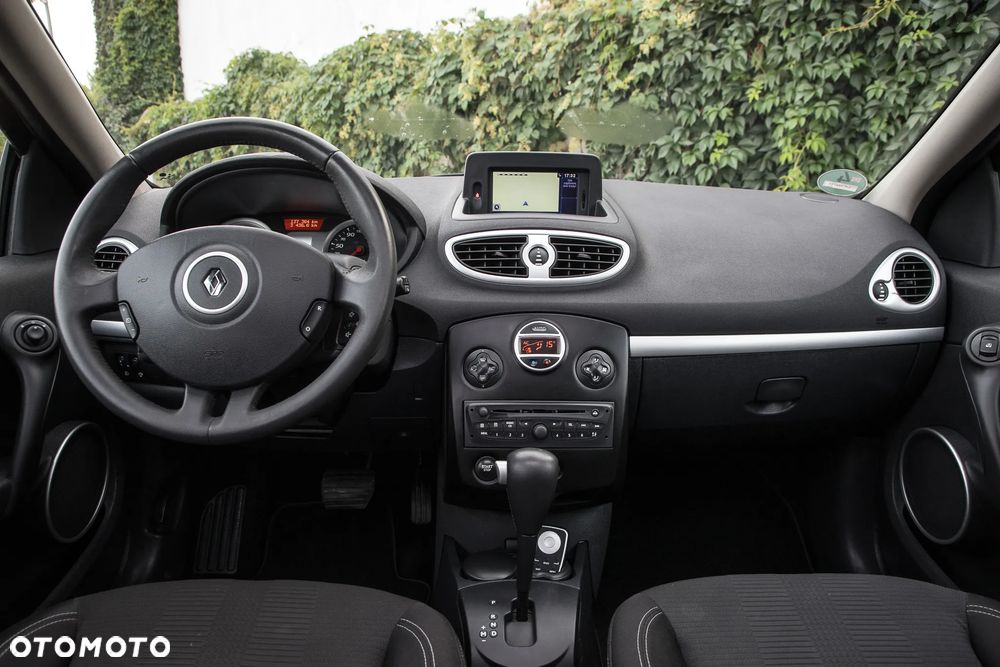 Renault Clio 1.6 16V Dynamique - 31