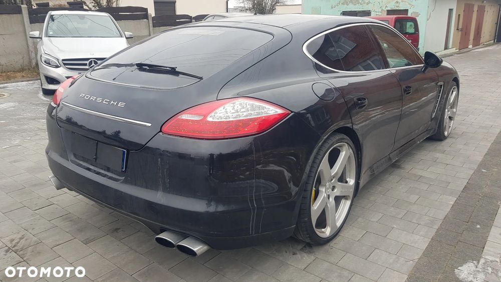 Porsche Panamera 4S PDK - 4