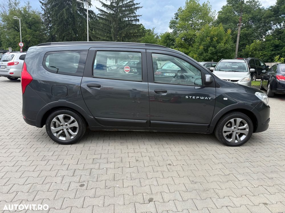 Dacia Lodgy 1.2 TCe Stepway - 5