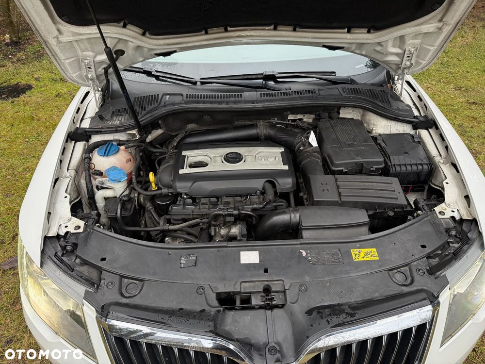 Skoda Superb 2.0 TSI L&K DSG - 24