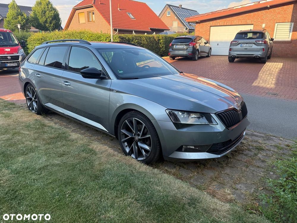 Skoda Superb 2.0 TDI DSG Sportline - 2
