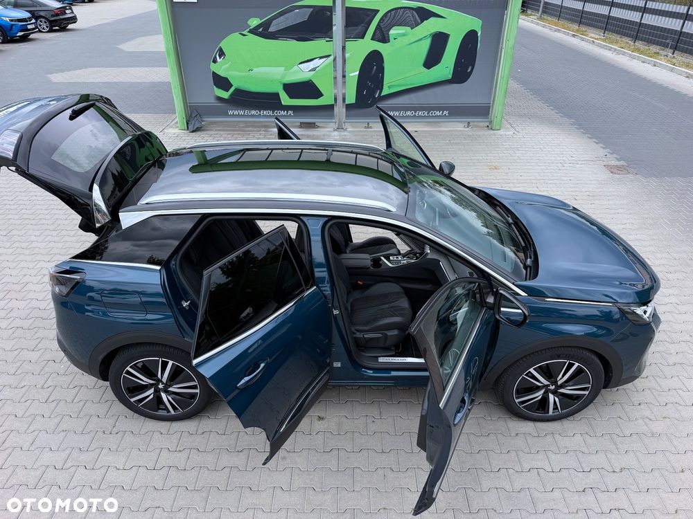 Peugeot 3008 1.6 PureTech HYbrid Allure S&S EAT8 - 22