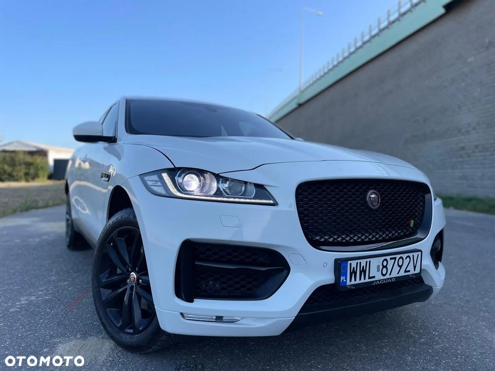 Jaguar F-Pace 25t AWD Prestige - 1