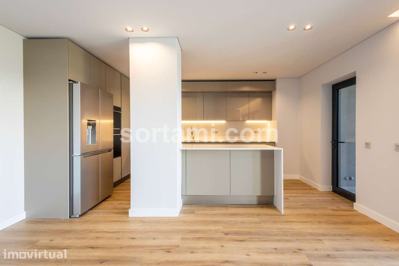 Apartamento T3 Venda em Faro (Sé e São Pedro),Faro - Grande imagem: 4/23