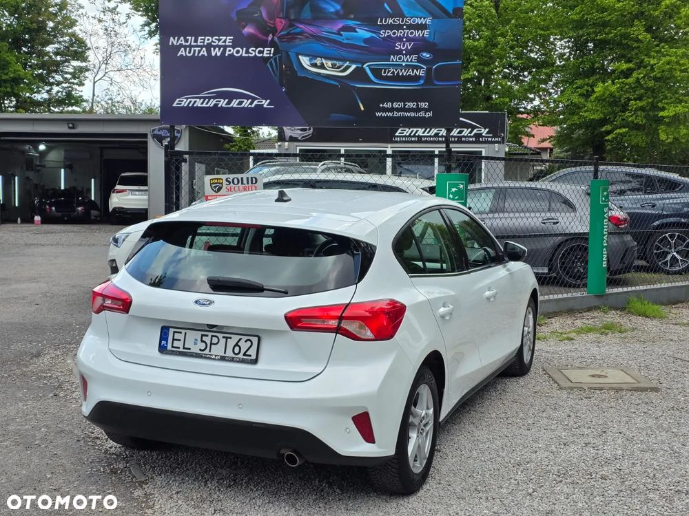 Ford Focus 1.0 EcoBoost Trend Edition Business - 11