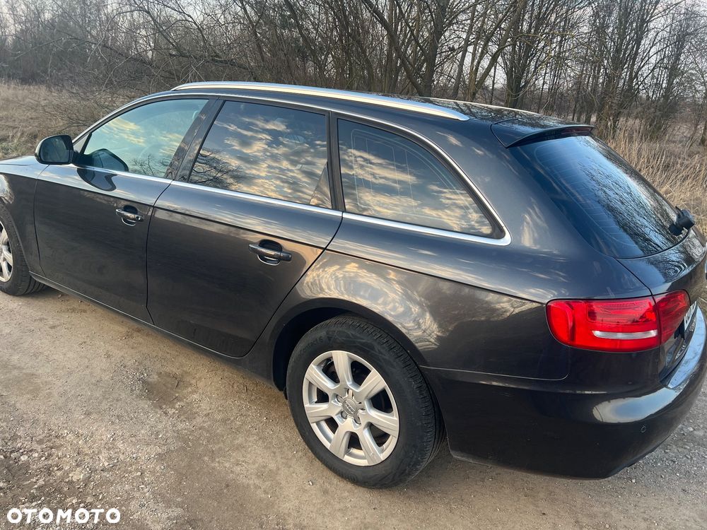 Audi A4 Avant - 5