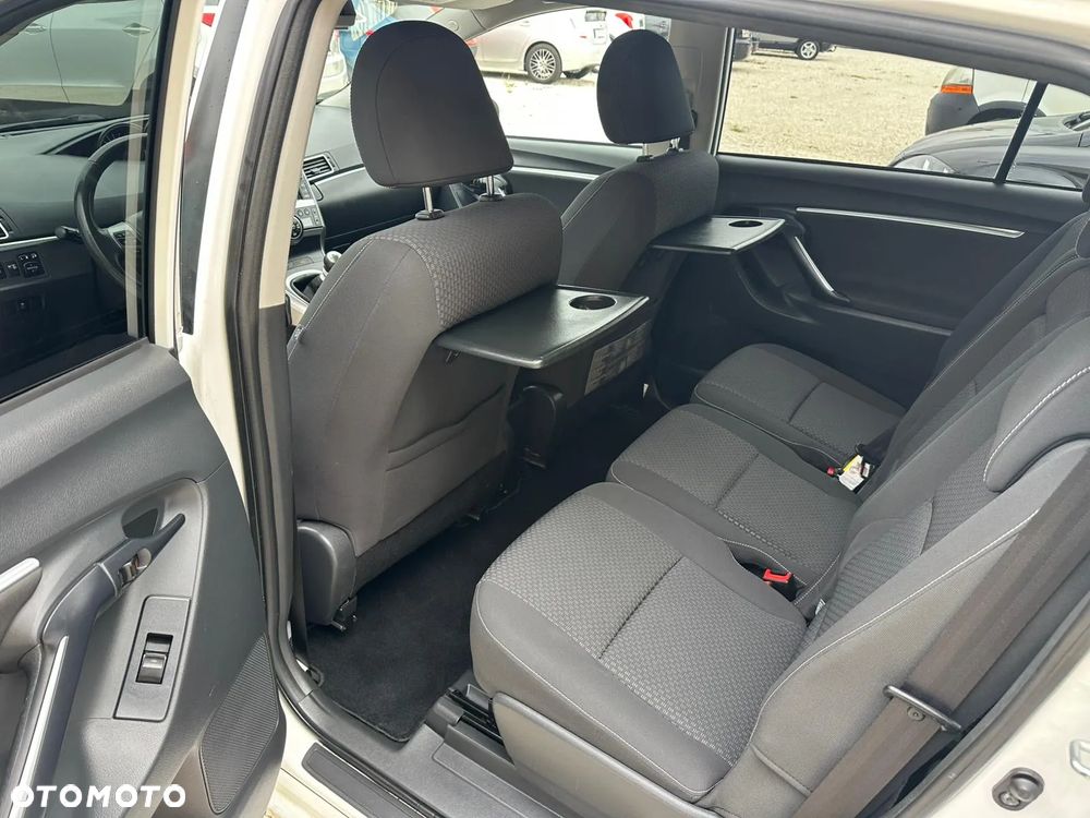 Toyota Verso 1.8 5-Sitzer Executive - 19