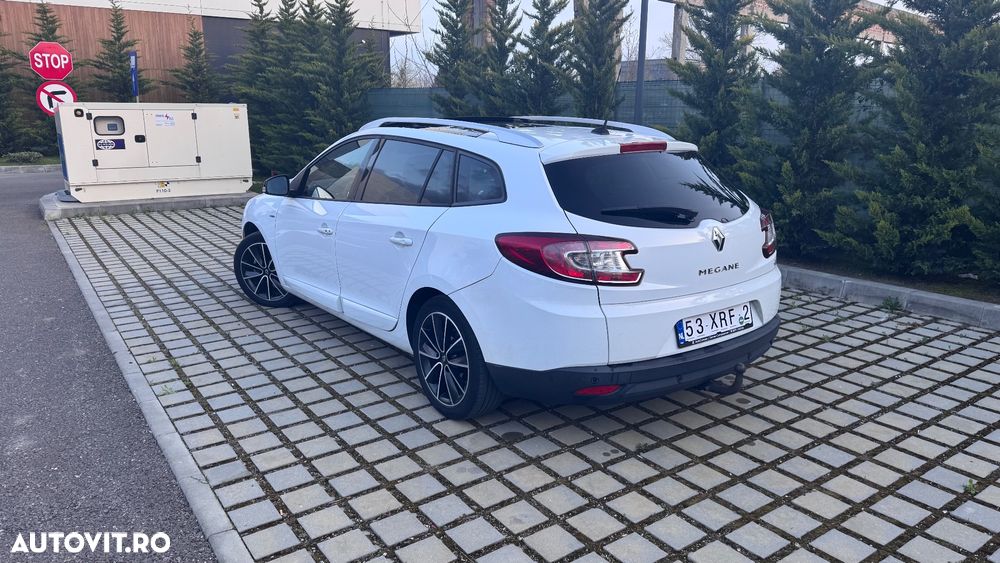 Renault Megane ENERGY dCi 110 Start & Stop Bose Edition - 4