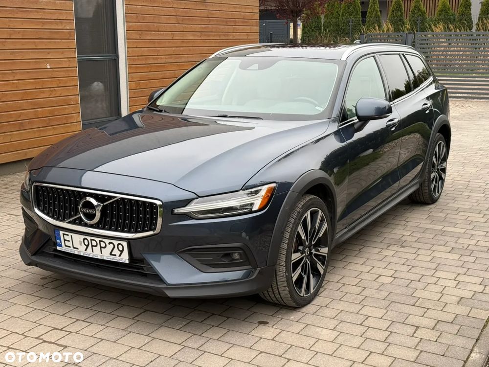 Volvo V60 Cross Country T5 AWD Geartronic - 1