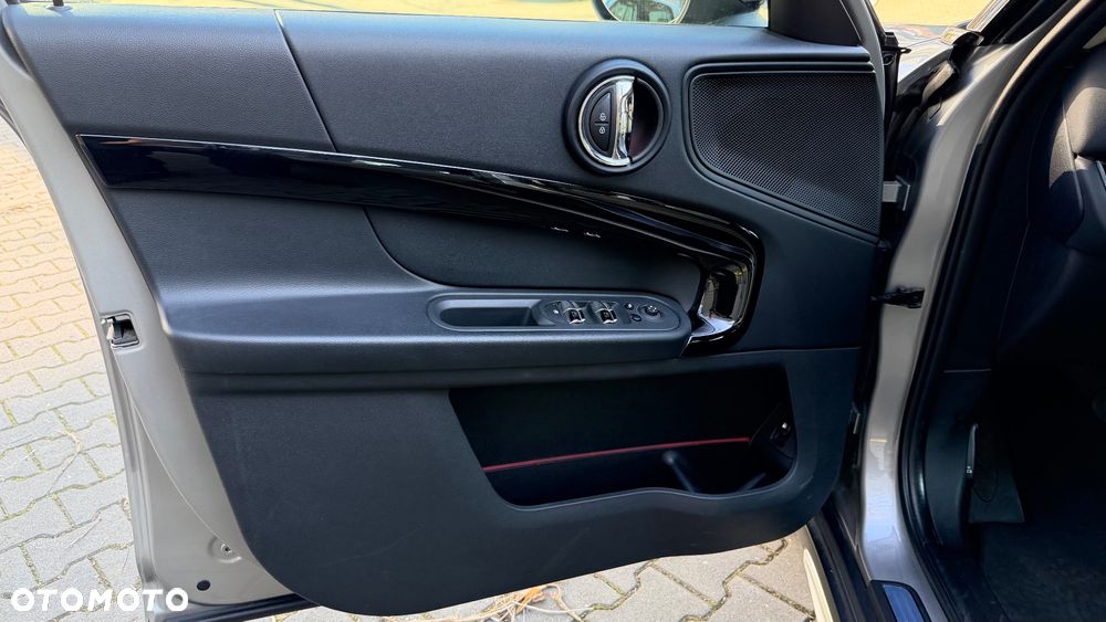 MINI Countryman Cooper SE ALL4 - 17