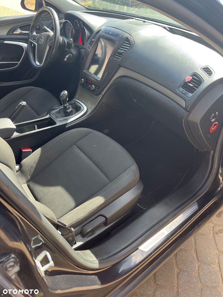 Opel Insignia - 10