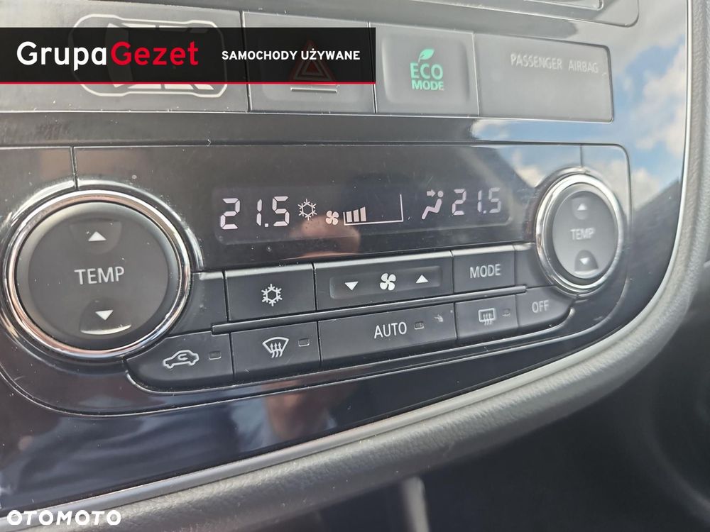 Mitsubishi Outlander - 23