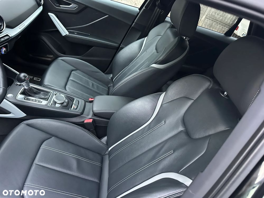 Audi Q2 40 TFSI Quattro S tronic sport - 12