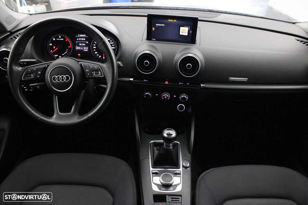 Audi A3 Limousine 30 TDI - 9
