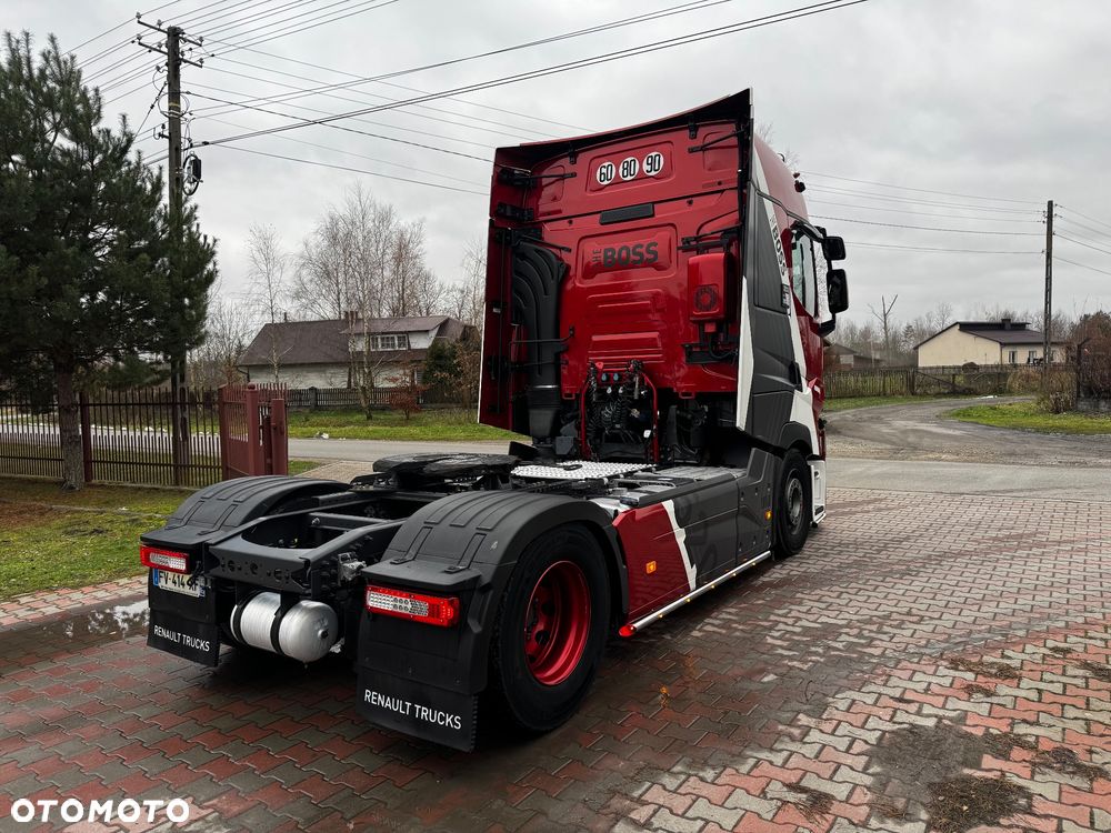 Renault T520 high cab - 10