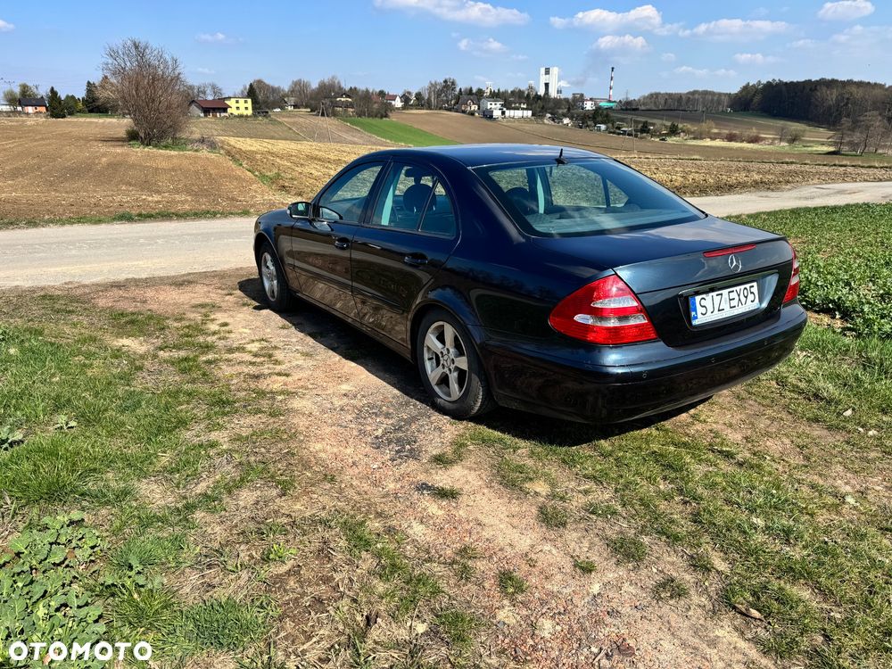 Mercedes-Benz Klasa E 200 Kompressor Classic - 15