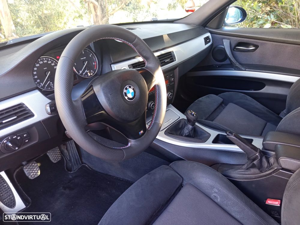 BMW 318 d DPF Edition Sport - 17