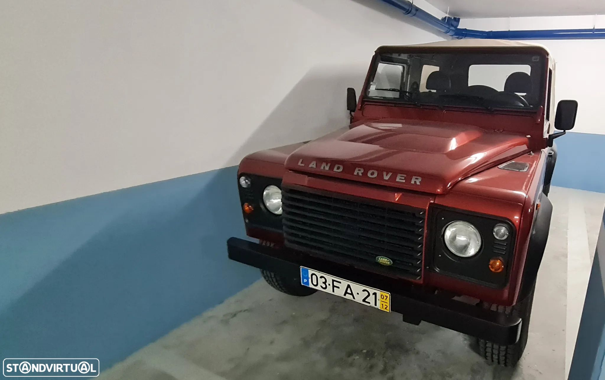 Land Rover Defender 90 SW 2.4 CRD S - 2