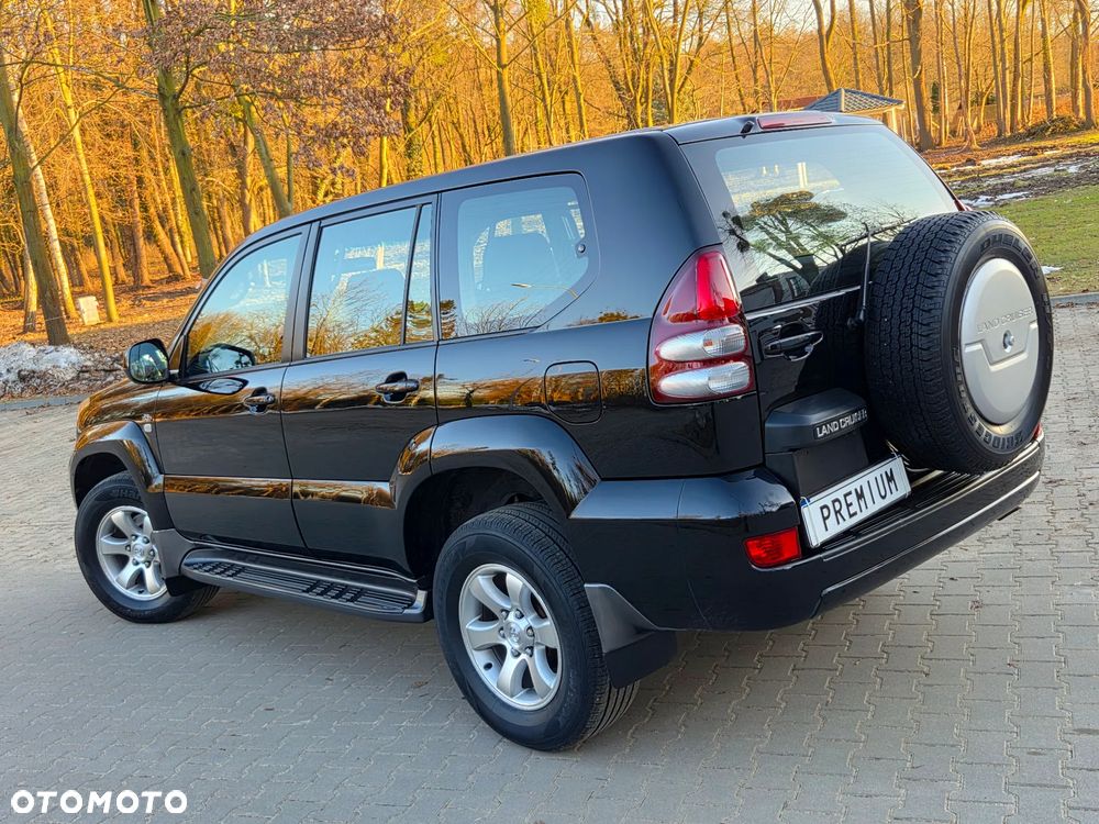 Toyota Land Cruiser - 19