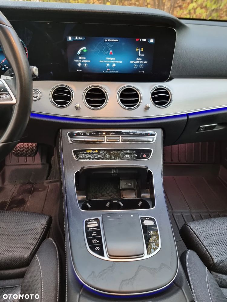 Mercedes-Benz Klasa E - 38