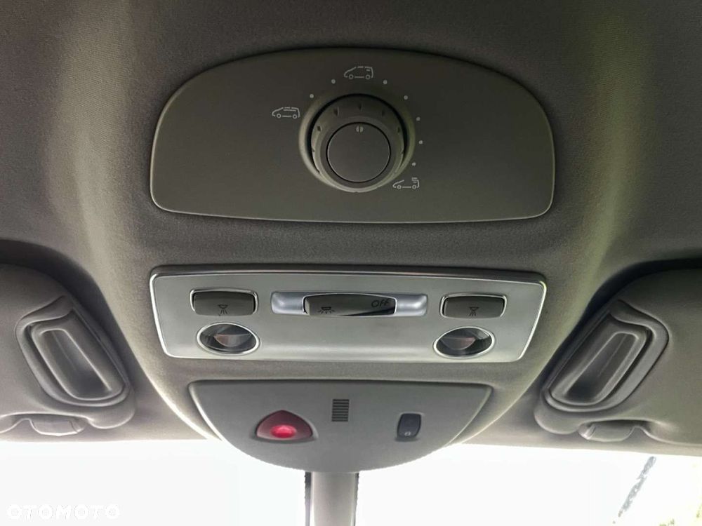 Renault Espace - 32