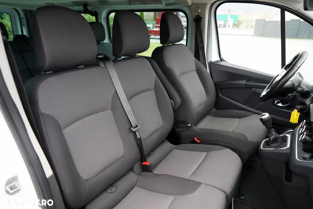 Renault TRAFIC III / AUTOBUS / 9 LOCURI / PRIMUL PROPRIETAR / DEALER POLONESE / 2022 / - 29