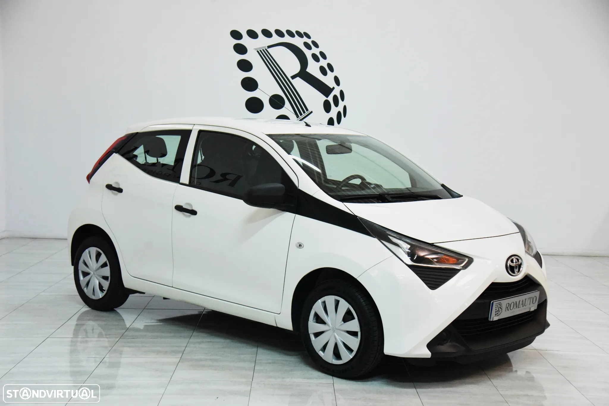 Toyota Aygo x-play Eco - 3