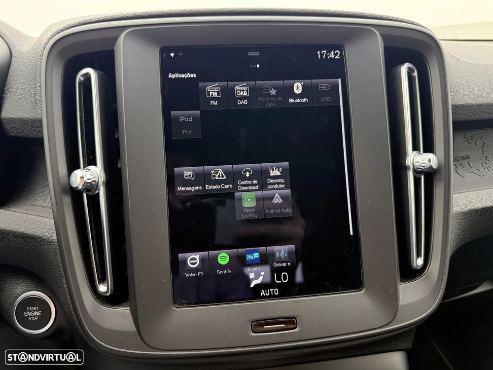 Volvo XC 40 1.5 T2 Momentum - 42