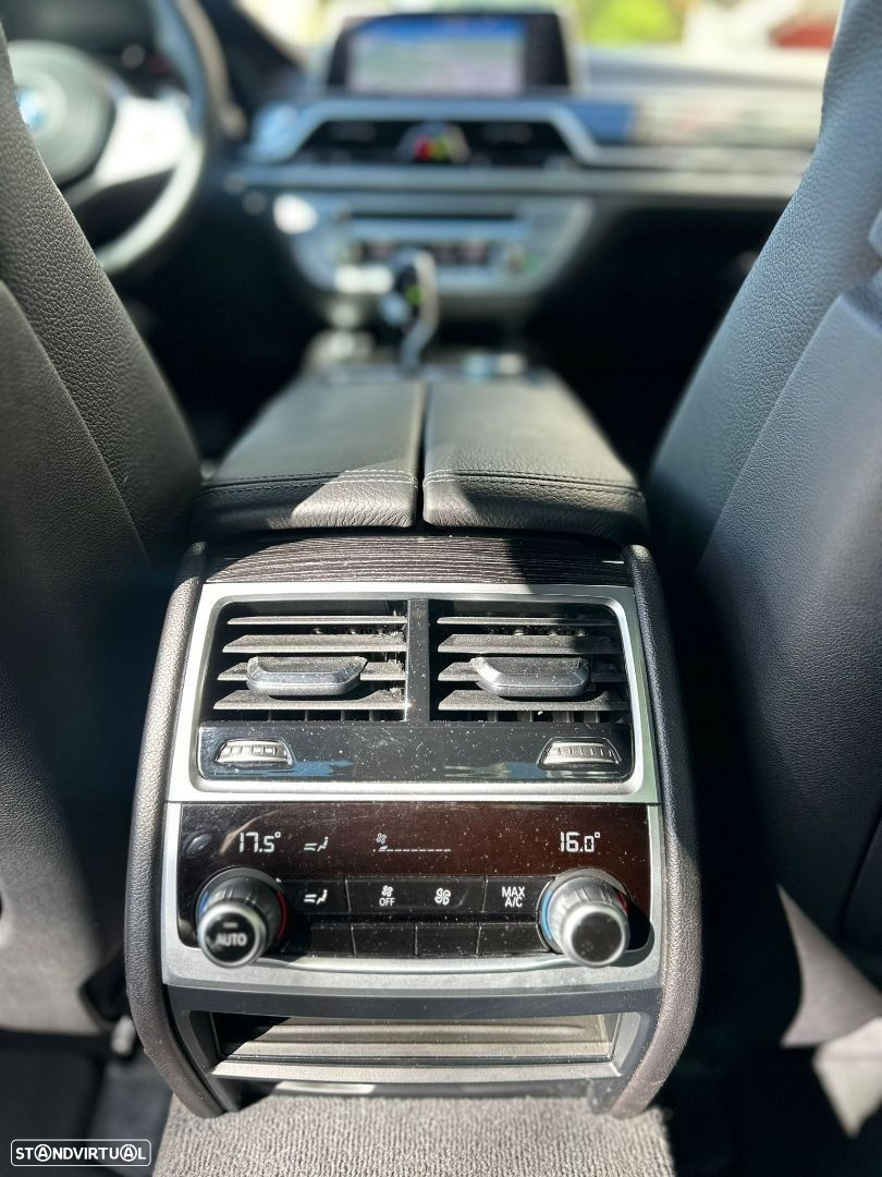 BMW 730 - 16