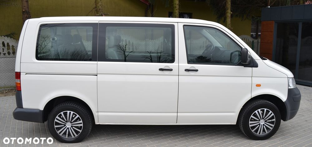 Volkswagen Transporter - 22